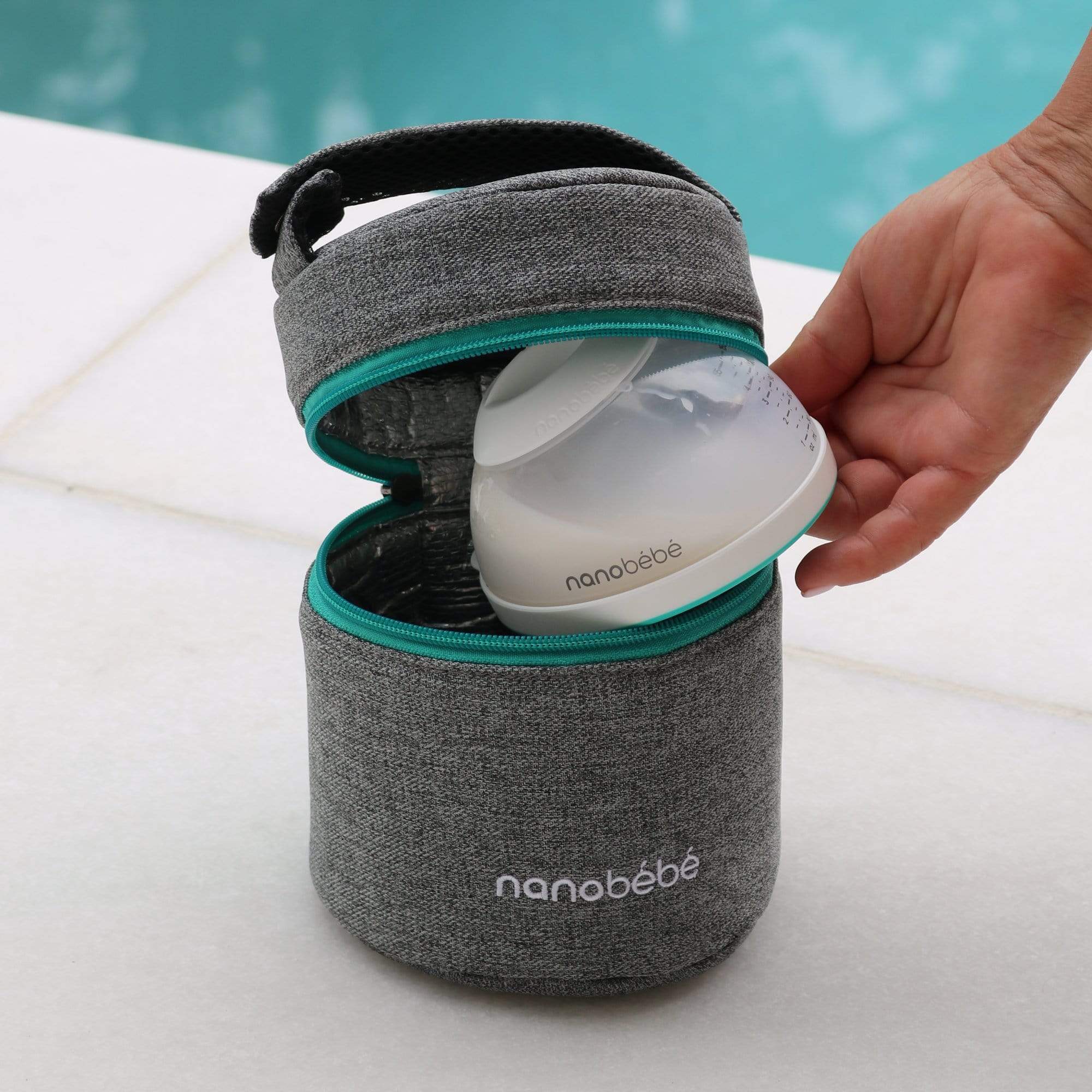 Nanobebe Insulated Baby Bottle Travel Bag - Image 2